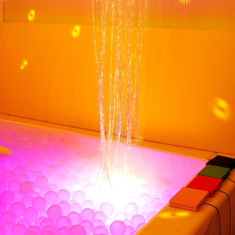 Fiberoptikk hvit 100 tråder 2 m