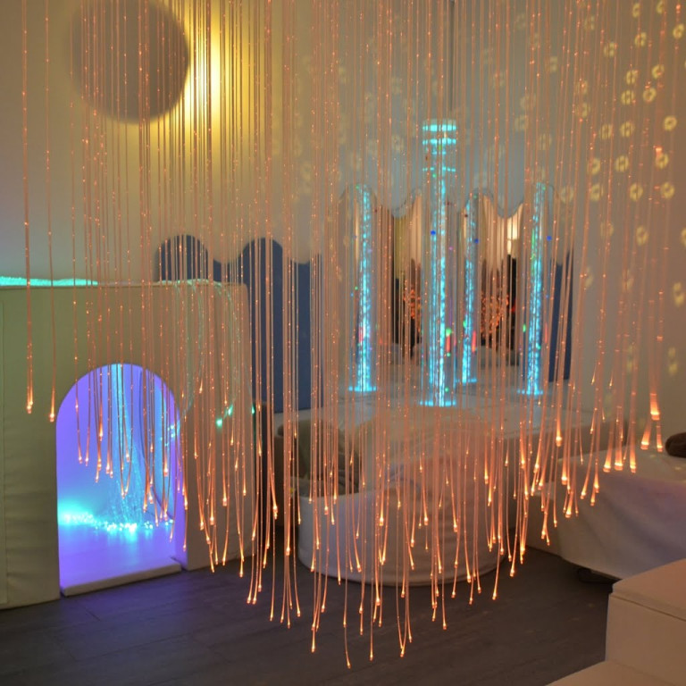 Sanseskog fiberoptikkfeste for tak, 1x1m hvit